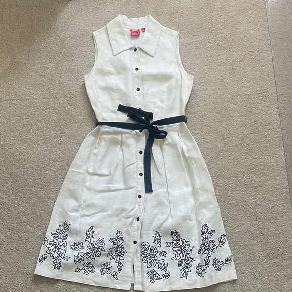 Oscar de la Renta Dresses & Skirts - Oscar de la Renta Linen dress